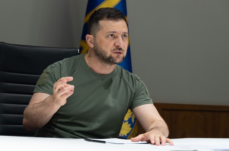 Зеленський заявив, що між Україною і росією не було прямих домовленостей щодо «зернового коридору» Зеленський заявив, що між Україною і росією не було прямих домовленостей щодо «зернового коридору»