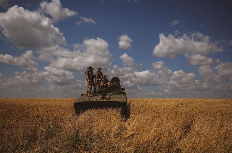 Defence Forces achieving success in advancement on two southern fronts Defence Forces achieving success in advancement on two southern fronts