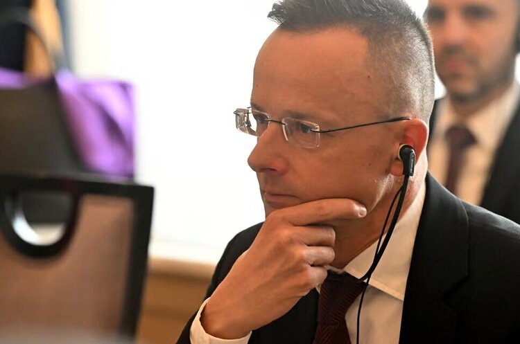 Угорщина проти плану ЄС щодо виділення 20 млрд євро на армію України – Politico Угорщина проти плану ЄС щодо виділення 20 млрд євро на армію України – Politico