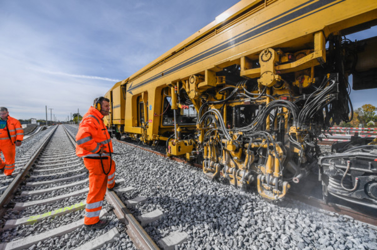 Челендж з Reactor Monitor: Як протестувати інноваційні ідеї в реальних умовах Deutsche Bahn Челендж з Reactor Monitor: Як протестувати інноваційні ідеї в реальних умовах Deutsche Bahn