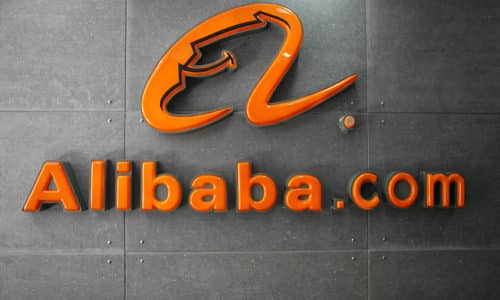 Alibaba заявила, що не продаватиме акції під час програми викупу акцій Ant на $6 млрд Alibaba заявила, що не продаватиме акції під час програми викупу акцій Ant на $6 млрд