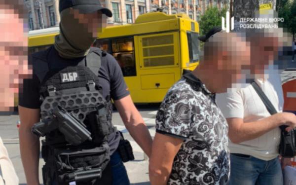 фото ДБР Ховався від слідства 2 дні: ДБР у Києві затримала скандального військкома Борисова