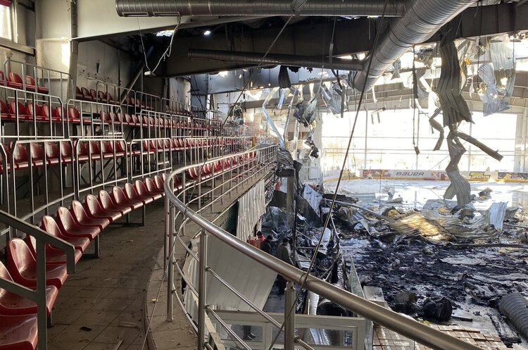 Altair ice arena in Druzhkivka after being hit by a russian missile Why Ukraine needs to rebuild not only housing but also sports infrastructure now