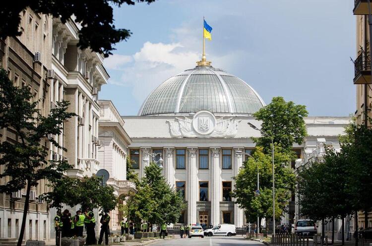 Депутати Ради пропонують відновити е-декларування – проєкт закону Депутати Ради пропонують відновити е-декларування – проєкт закону
