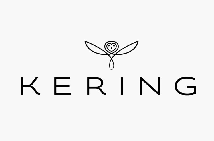 Французька корпорація Kering, що є власником Gucci, придбала 30% акцій італійського модного бренду Valentino за 1,7 млрд євро Французька корпорація Kering, що є власником Gucci, придбала 30% акцій італійського модного бренду Valentino за 1,7 млрд євро