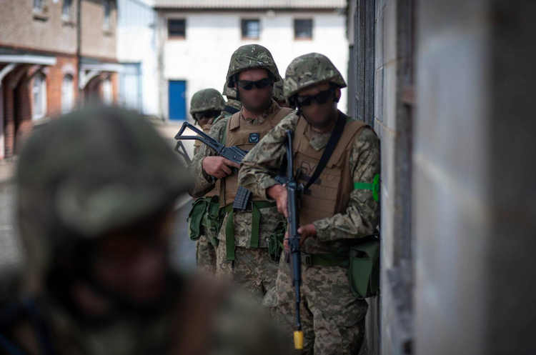 Оборонці рухаються вперед на таврійському напрямку – Тарнавський Оборонці рухаються вперед на таврійському напрямку – Тарнавський