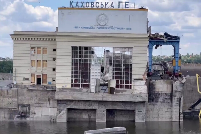 Будівля Каховської ГЕС після підриву Відбудова Каховської ГЕС займе 6 років – гендиректор «Укргідроенерго»