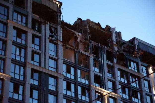 фото Reuters ОНОВЛЕНО: Під час обстрілу Дніпра постраждали дев'ятеро людей