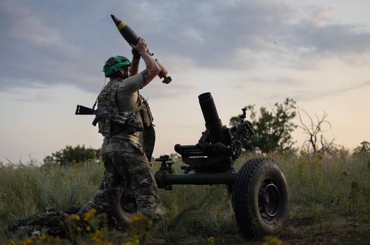 Defenders destroyed 5 enemy tanks, 17 armoured fighting vehicles, as well as 23 artillery systems over the past day Defenders destroyed 5 enemy tanks, 17 armoured fighting vehicles, as well as 23 artillery systems over the past day