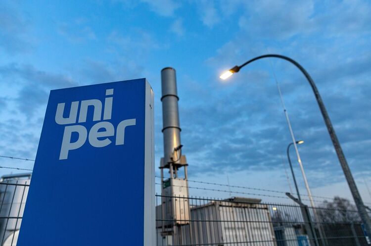 Uniper заявила, що до 2030 року інвестує 8 млрд євро у свою «зелену» трансформацію Uniper заявила, що до 2030 року інвестує 8 млрд євро у свою «зелену» трансформацію