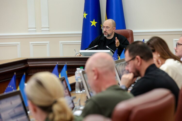 Україна планує відновити майже 3 ГВт потужності до грудня – Шмигаль Україна планує відновити майже 3 ГВт потужності до грудня – Шмигаль