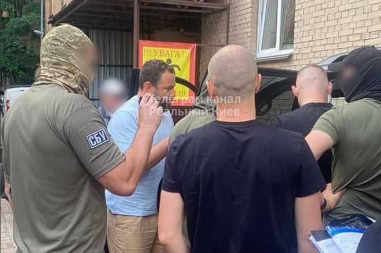 СБУ та ДБР проводять обшуки в нардепа Дубінського СБУ та ДБР проводять обшуки в нардепа Дубінського