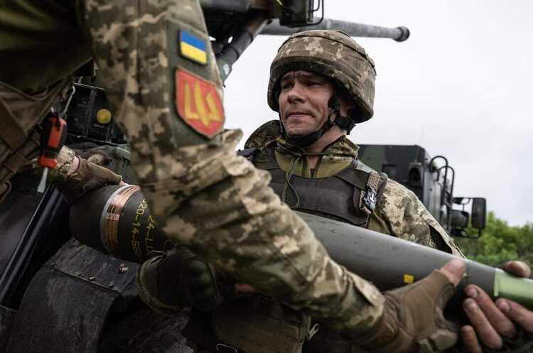 Зображення ілюстративне Оборонці знищили 4 танки, 15 ББМ та 19 артсистем ворога за минулу добу