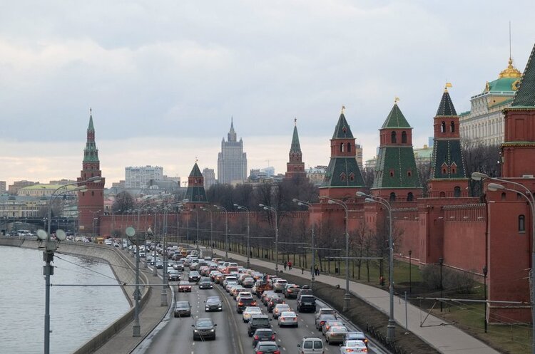 москва, росія росія подвоює витрати на оборону до понад $100 млрд (9,7 трлн рублів) — Reuters
