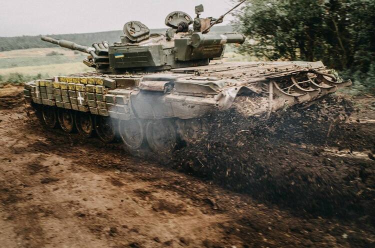 Defenders destroyed 10 tanks, 8 AFVs, and 19 artillery systems of the enemy over the past 24 hours Defenders destroyed 10 tanks, 8 AFVs, and 19 artillery systems of the enemy over the past 24 hours