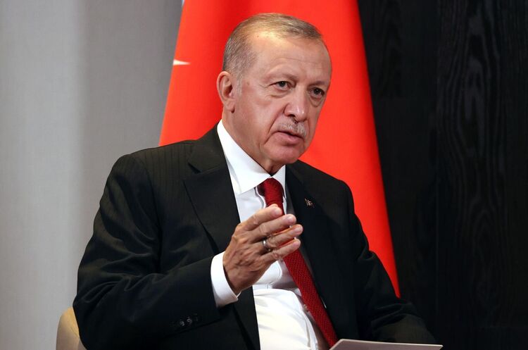 Erdogan has stated that Turkey seeks an "expanded" grain agreement as a step towards peace in Ukraine Erdogan has stated that Turkey seeks an "expanded" grain agreement as a step towards peace in Ukraine