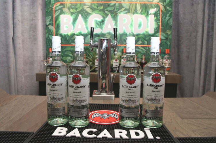 НАЗК внесло найбільшу в світі алкогольну компанію Bacardi до переліку міжнародних спонсорів війни НАЗК внесло найбільшу в світі алкогольну компанію Bacardi до переліку міжнародних спонсорів війни
