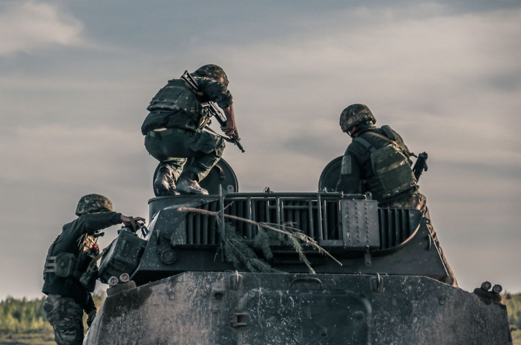 Нацгвардійці мають успіх у просуванні на Мелітопольському напрямку Нацгвардійці мають успіх у просуванні на Мелітопольському напрямку