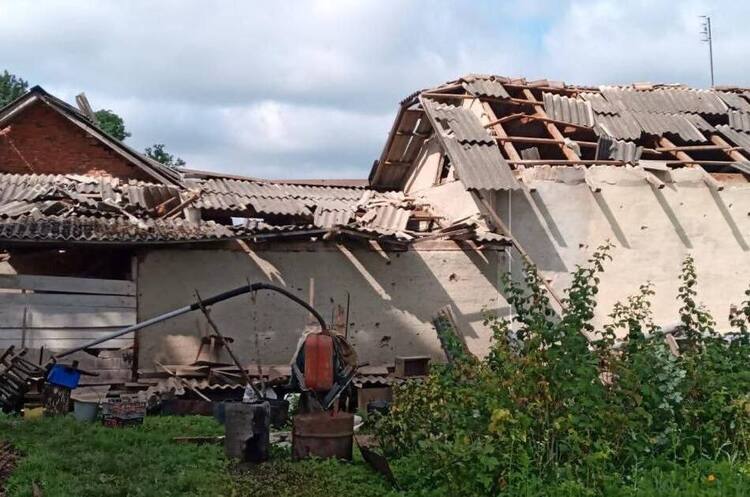 A civilian building hit in Ivano-Frankivsk Oblast during russian attack A civilian building hit in Ivano-Frankivsk Oblast during russian attack