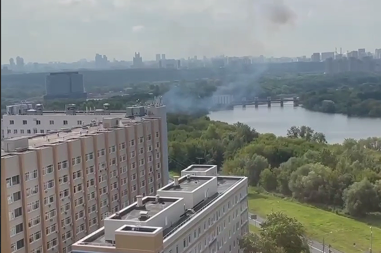 ОНОВЛЕНО: У москві лунають вибухи поблизу від Карамишивського гідровузла – ЗМІ ОНОВЛЕНО: У москві лунають вибухи поблизу від Карамишивського гідровузла – ЗМІ
