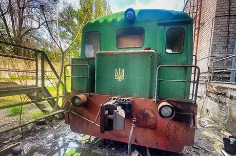 ТОВ «ДМЗ Карпати» купує тепловоз за ціною 15-річного авто ТОВ «ДМЗ Карпати» купує тепловоз за ціною 15-річного авто