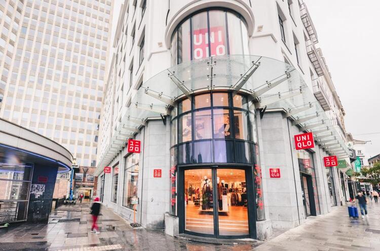Японська Uniqlo вийшла з росії Японська Uniqlo вийшла з росії