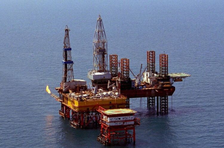 Україна та росія ведуть бої навколо «вишок Бойка» у Чорному морі – розвідка Британії Україна та росія ведуть бої навколо «вишок Бойка» у Чорному морі – розвідка Британії