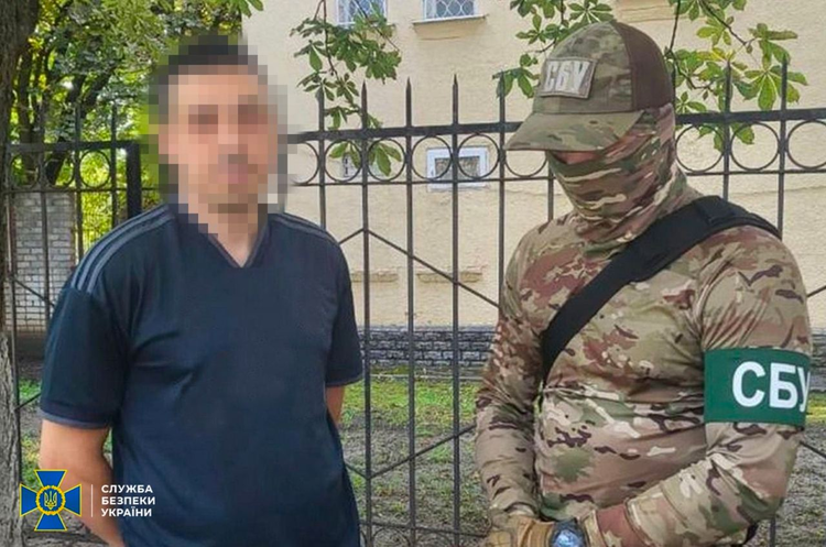 Правоохоронці затримали колаборанта, який під час окупації проводив масові репресії в Куп'янську Правоохоронці затримали колаборанта, який під час окупації проводив масові репресії в Куп'янську
