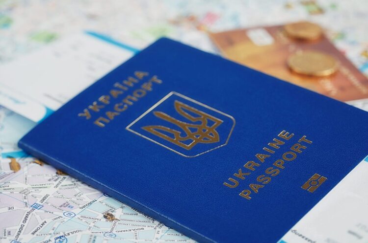 Уряд розширив перелік іноземців, які можуть отримати дозвіл на імміграцію в Україну Уряд розширив перелік іноземців, які можуть отримати дозвіл на імміграцію в Україну