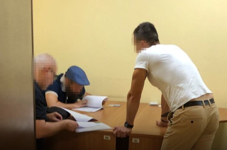 НАБУ оголосило про підозру 5 особам у справі про заволодіння майна аеропорту «Одеса» вартістю 118 млн гривень НАБУ оголосило про підозру 5 особам у справі про заволодіння майна аеропорту «Одеса» вартістю 118 млн гривень