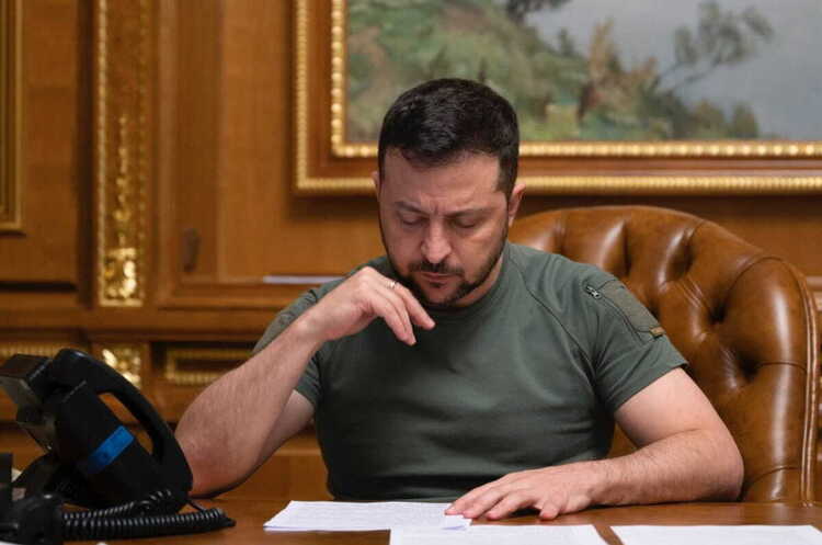Зеленський підписав закон про зміну адміністративного устрою Криму