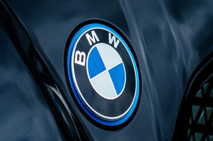 BMW AG інвестує £600 млн в 110-річний завод у Британії BMW AG інвестує £600 млн в 110-річний завод у Британії