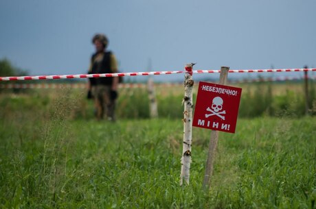 Switzerland allocates $109 million to Ukraine for demining