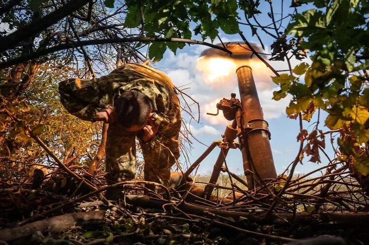 Зображення ілюстративне Оборонці знищили 15 танків, 8 ББМ та 40 артсистем ворога за минулу добу