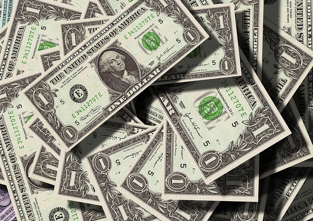 НБУ встановив офіційний курс 36,5901 грн/$1 на 4 жовтня НБУ встановив офіційний курс 36,5901 грн/$1 на 4 жовтня
