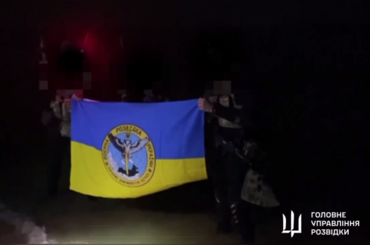 Українські розвідники в Криму Спецпризначенці ГУР десантувалися в Криму та завдали вогневого ураження окупантам