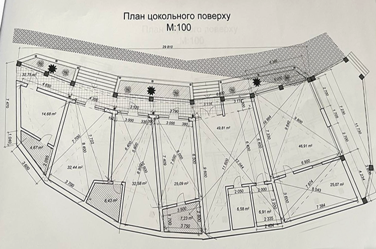 Недобудований готель на Закарпатському курорті Шаян не зміг знайти нового власника Недобудований готель на Закарпатському курорті Шаян не зміг знайти нового власника