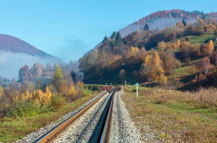 У Коломиї запускають залізничний маршрут до Румунії для створення логістичного хабу в регіоні У Коломиї запускають залізничний маршрут до Румунії для створення логістичного хабу в регіоні