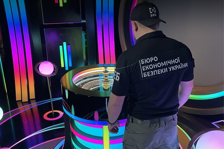 БЕБ ліквідувало підпільне онлайн-казино в Києві БЕБ ліквідувало підпільне онлайн-казино в Києві