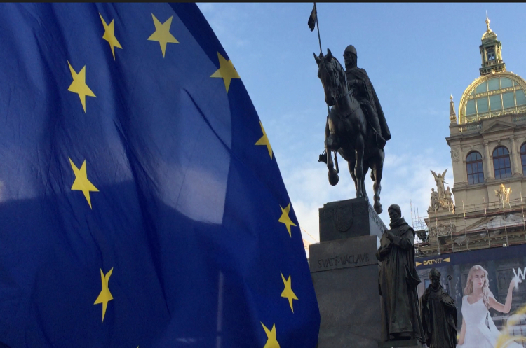 Уряд презентував перші деталі «плану на 50 млрд євро» для відновлення України Уряд презентував перші деталі «плану на 50 млрд євро» для відновлення України