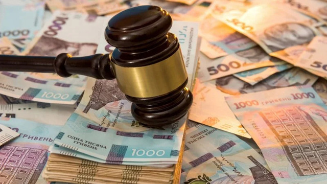 Депутати Ради пропонують штрафувати громадян за порушення комендантської години від 8500 до 17 000 грн Депутати Ради пропонують штрафувати громадян за порушення комендантської години від 8500 до 17 000 грн