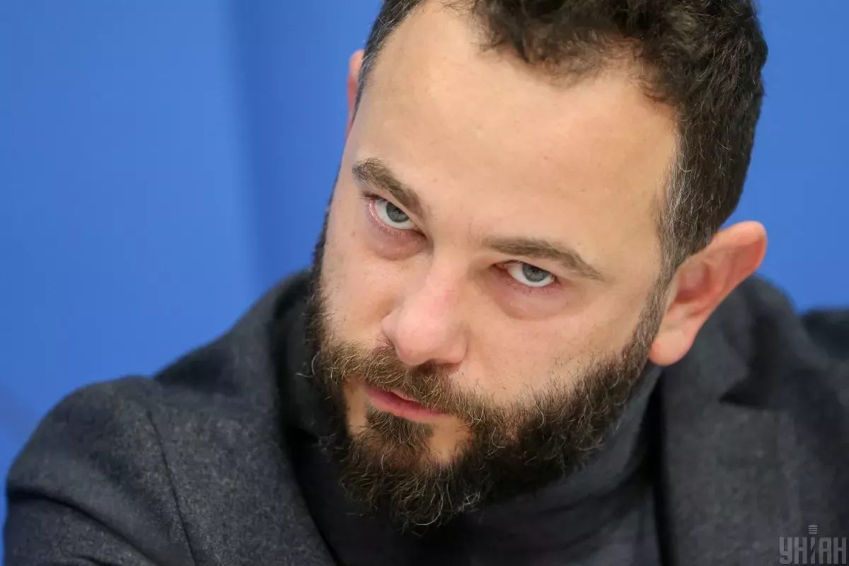 Правоохоронці знову проводять обшуки в нардепа Дубінського Правоохоронці знову проводять обшуки в нардепа Дубінського