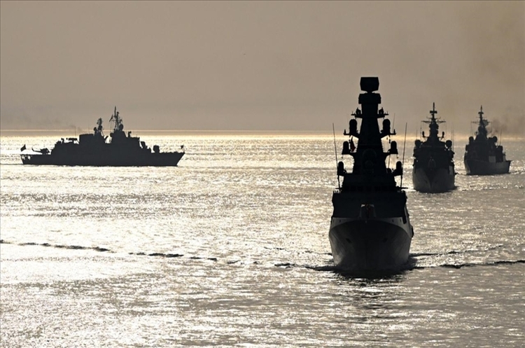 Ізраїль перекидає кораблі в Червоне море Ізраїль перекидає кораблі в Червоне море