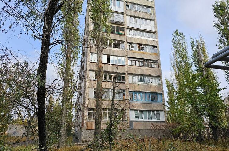 Наслідки обстрілу Херсона ОНОВЛЕНО: Рашисти обстріляли Херсон та область