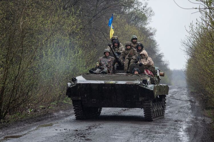Ворог втратив в Україні за минулу добу 880 осіб, 4 танки, 5 ББМ та 14 артсистем – Генштаб ЗСУ Ворог втратив в Україні за минулу добу 880 осіб, 4 танки, 5 ББМ та 14 артсистем – Генштаб ЗСУ