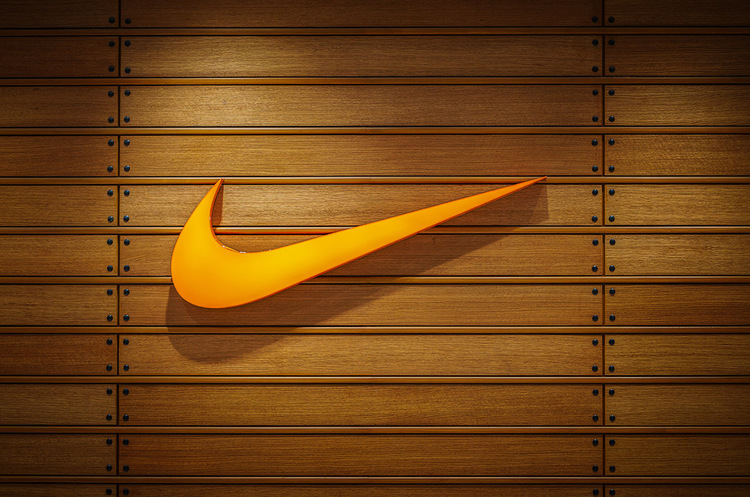 Nike звинуватив конкурентів New Balance та Skechers у порушенні патентних прав Nike звинуватив конкурентів New Balance та Skechers у порушенні патентних прав