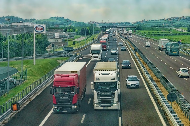 Фото: Рixabay У жовтні попит на нові вантажівки на українському авторинку зріс майже вдвічі проти аналогічного періоду рік тому