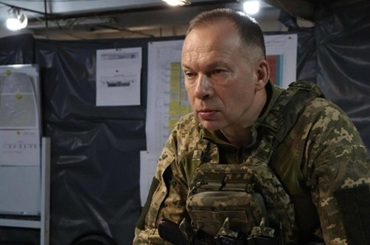 Командувач Східного угруповання військ Олександр Сирський Росіяни активізувалися на Бахмутському напрямку – Сирський