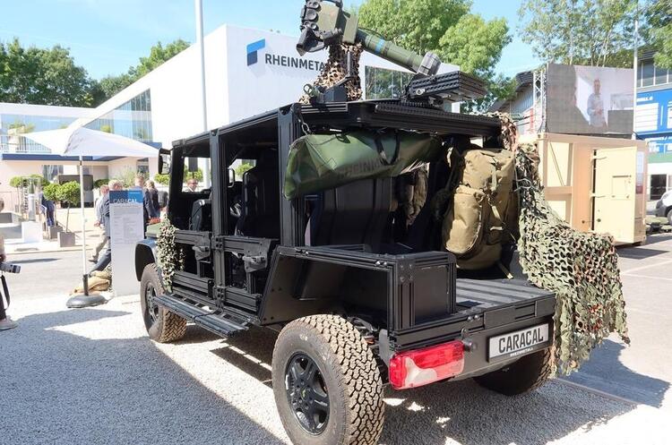 Сaracal Україна отримає від Rheinmetall авіадесантні тактичні машини Caracal