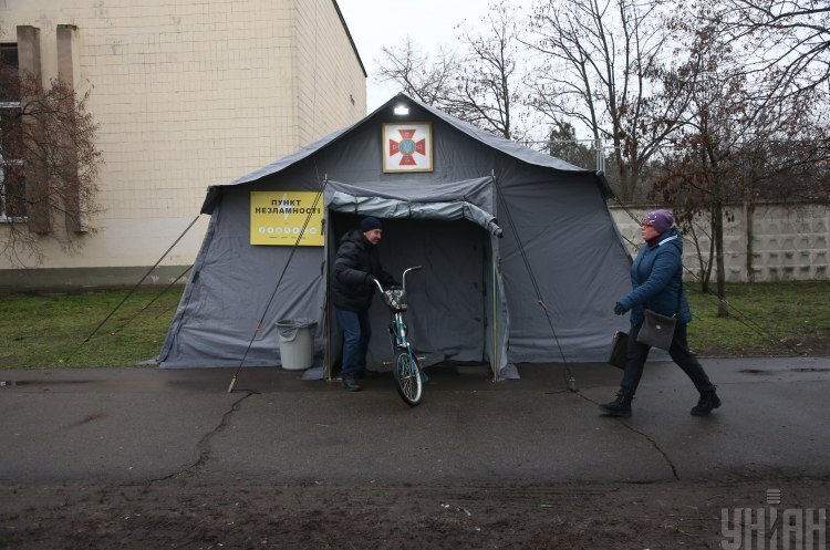 В Україні запрацювали майже 11 000 Пунктів незламності В Україні запрацювали майже 11 000 Пунктів незламності